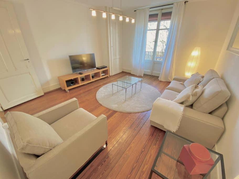 Your Bright Charming Cocoon Between Lake And City Lausanne Eksteriør bilde